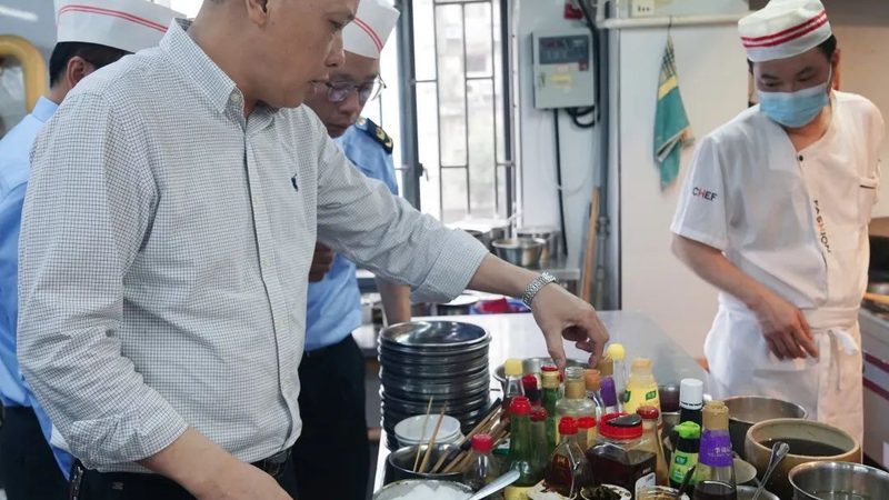 蜜饯果干选购：揭秘如何辨别品质与安全