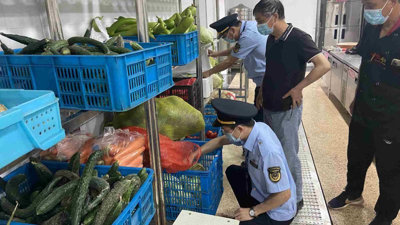 一件代发价格的计算通常包括以下因素：